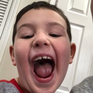 Meet your Posher, Dewell